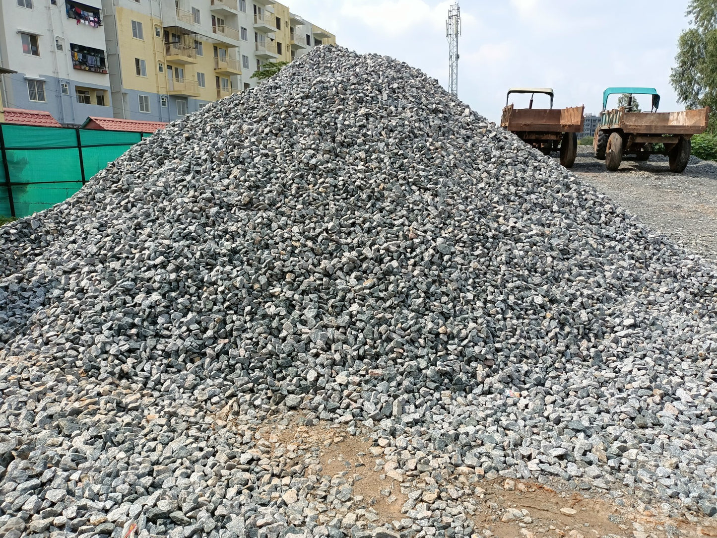 40 MM Jelly Stones (Crushed Aggregate)